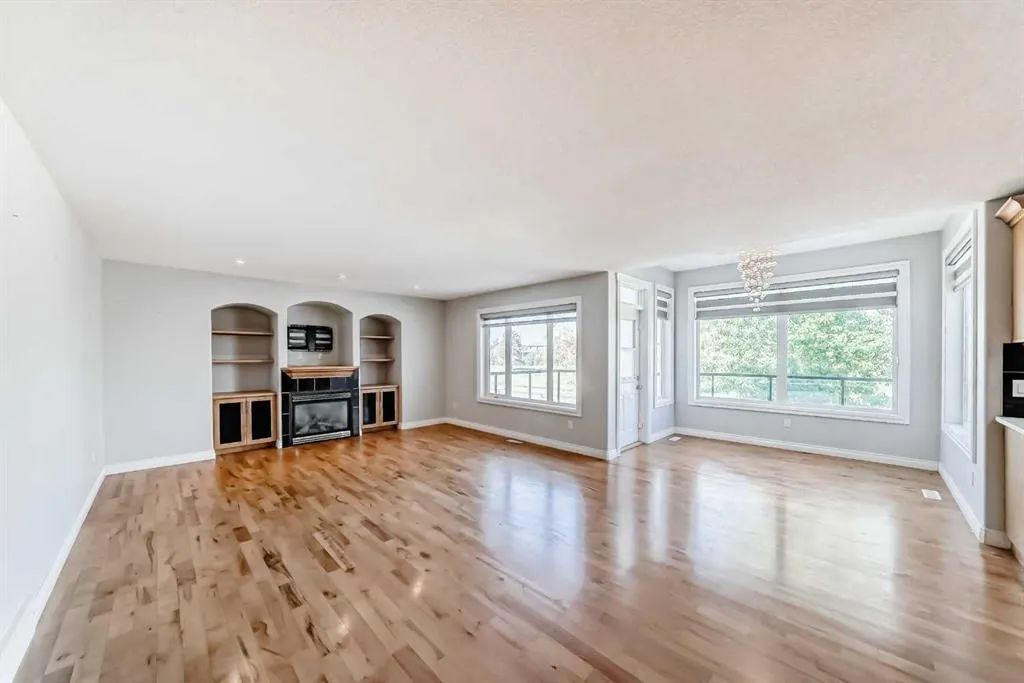 245 West Creek Springs