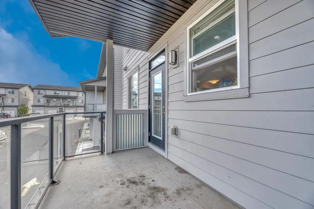 235 Redstone NE, #201