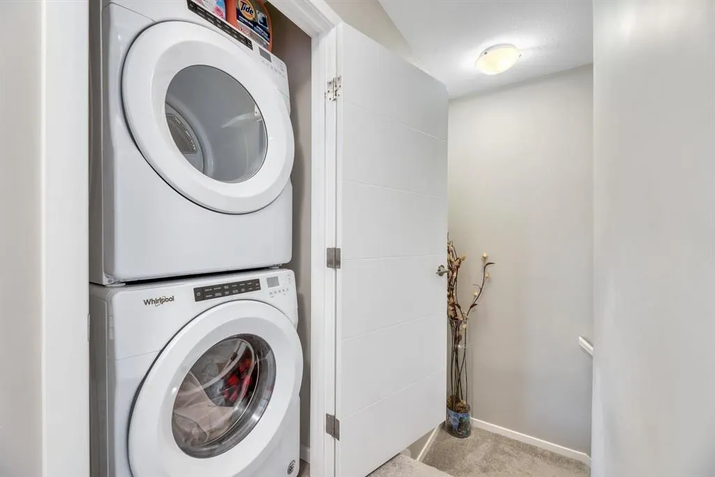 235 Redstone NE, #201