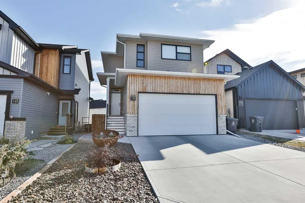 158 Greywolf Road N