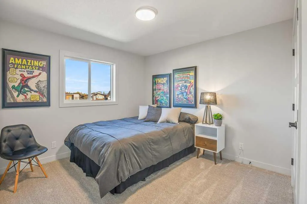 62 Eaton Crescent