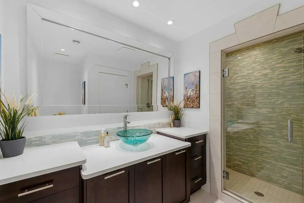 144 Heritage Isle