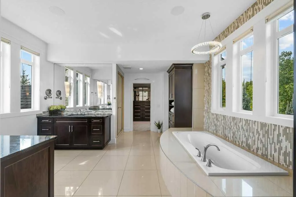 144 Heritage Isle