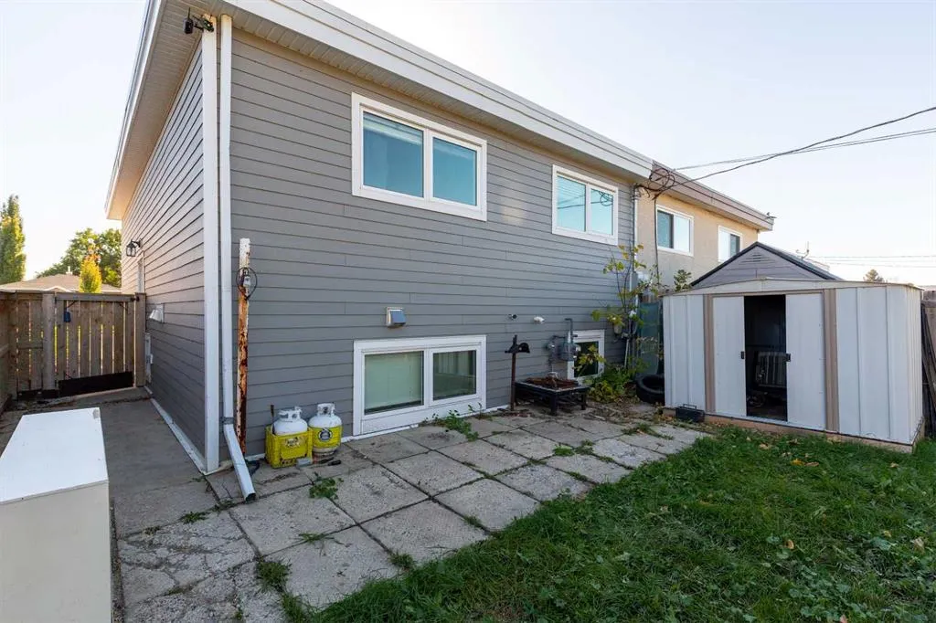 1310 20 Avenue