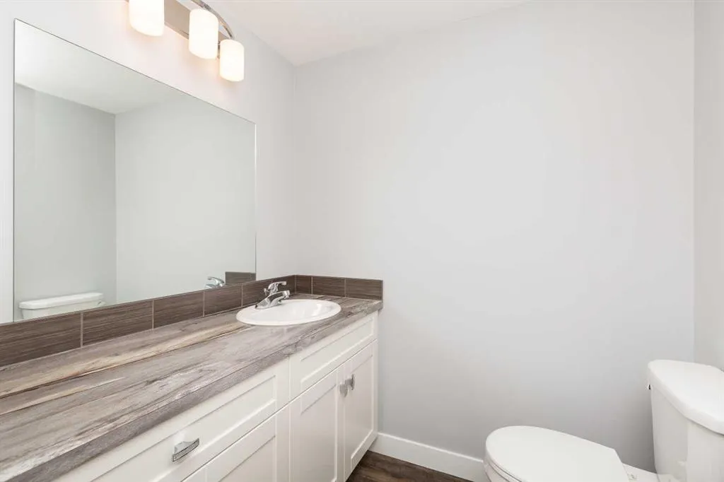 1310 20 Avenue