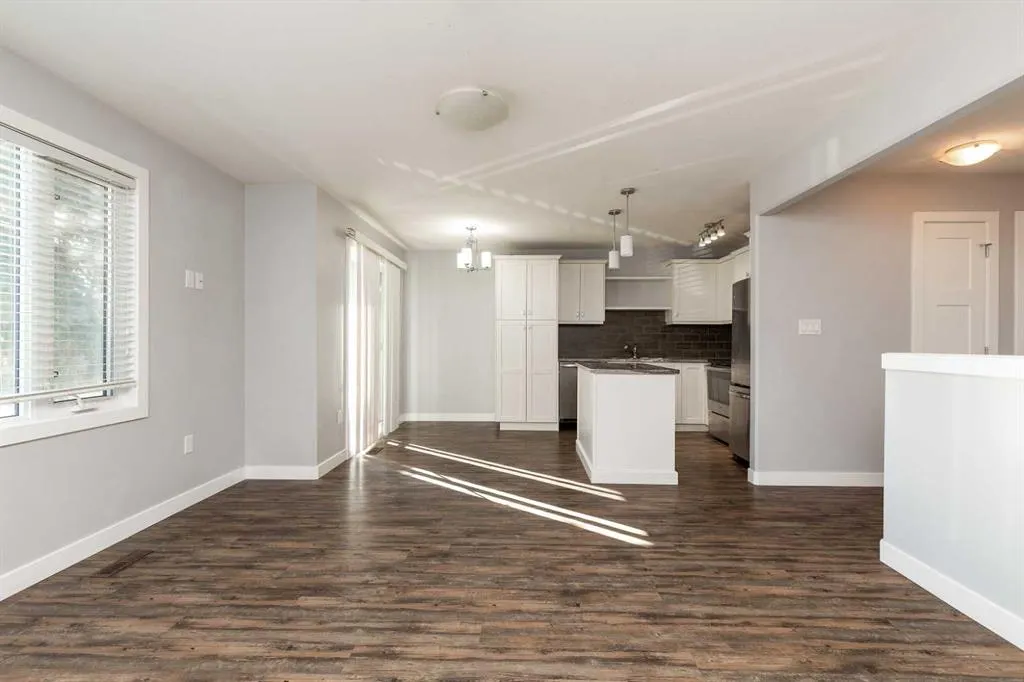 1310 20 Avenue