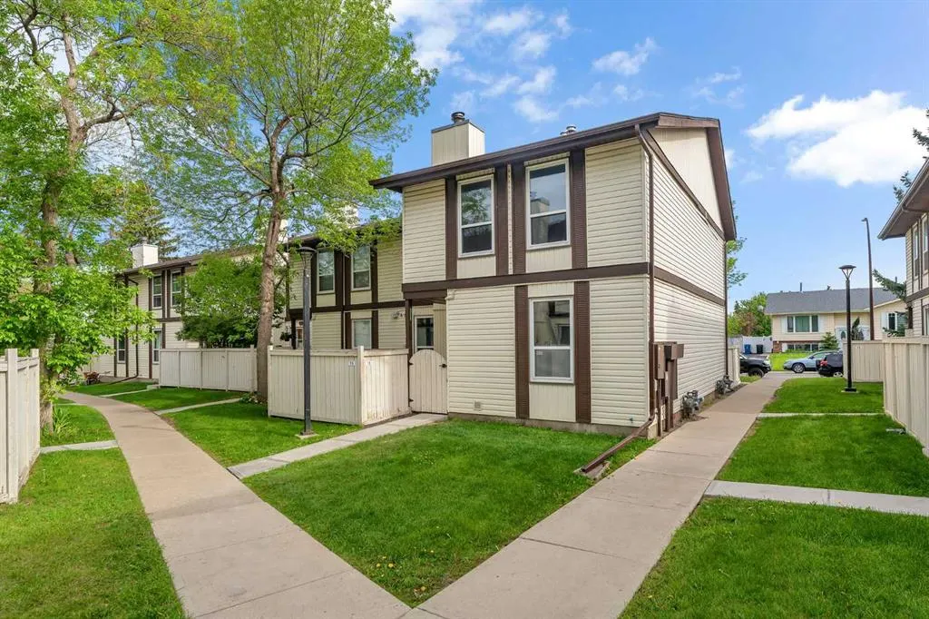 3200 60 Street NE, #15