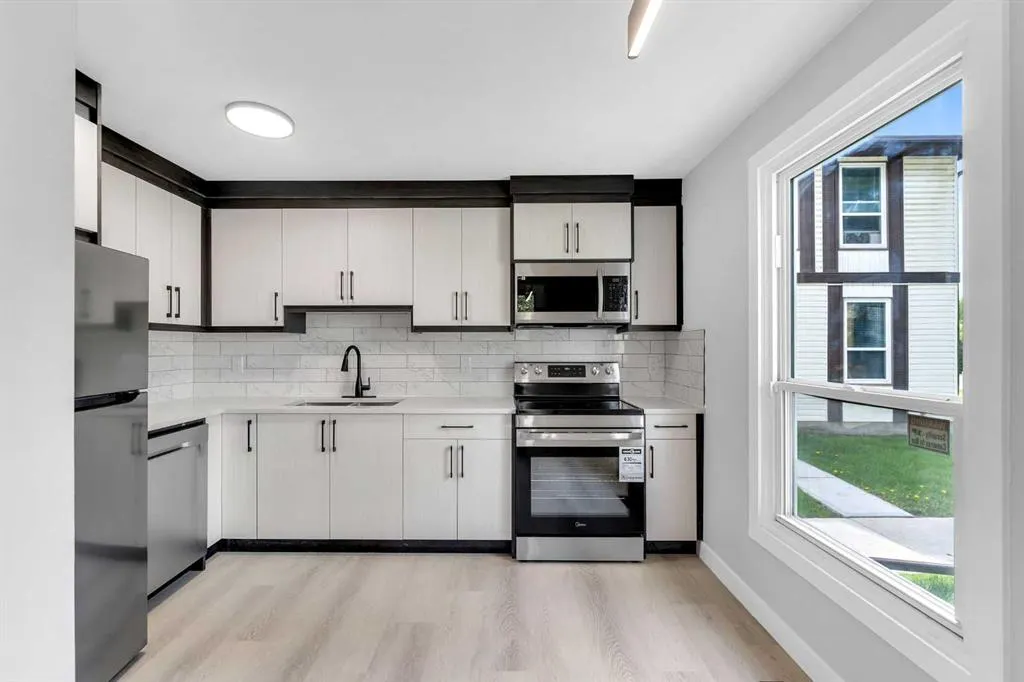 3200 60 Street NE, #15