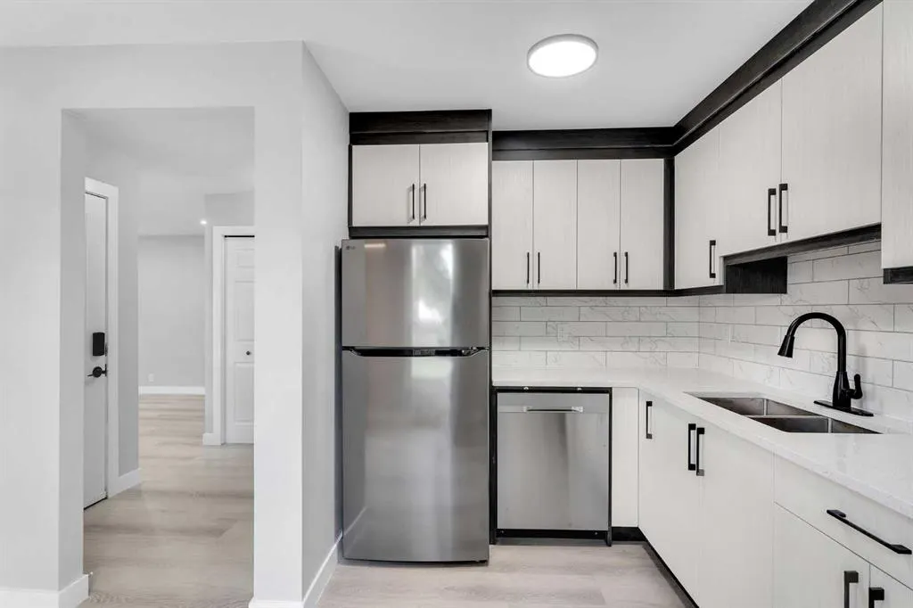 3200 60 Street NE, #15