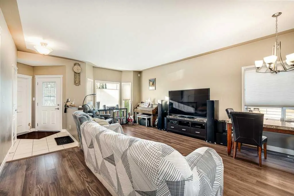117 Chinook Street