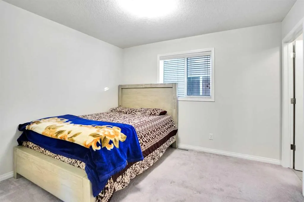 151 Skyview Point Road NE