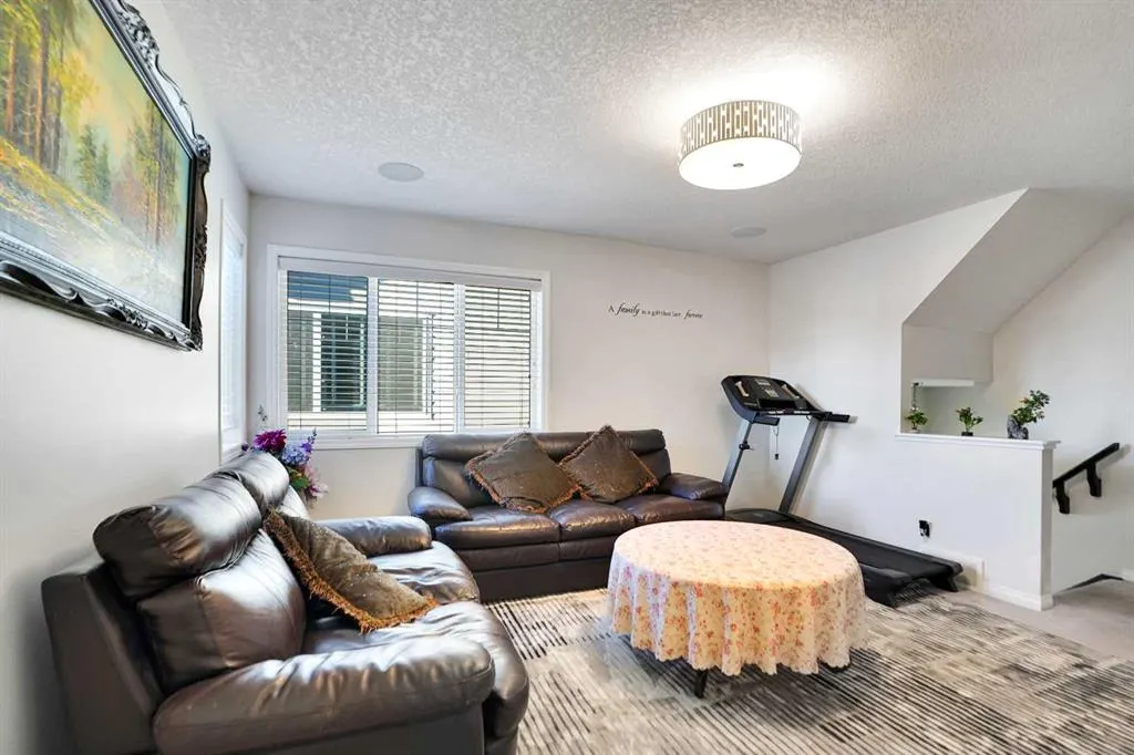 151 Skyview Point Road NE