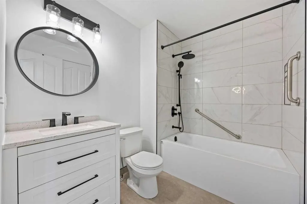 2066 Luxstone Boulevard SW, #201