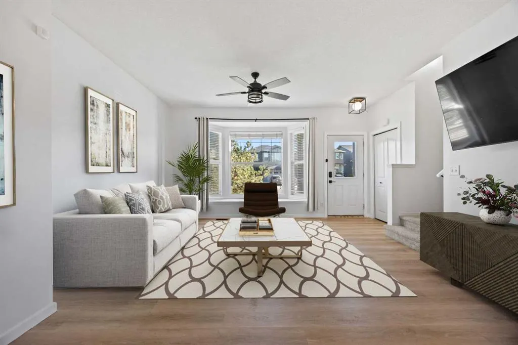 2066 Luxstone Boulevard SW, #201