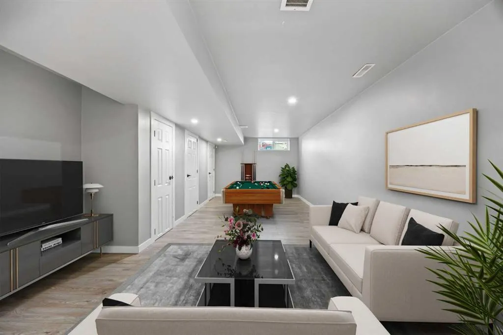 2066 Luxstone Boulevard SW, #201