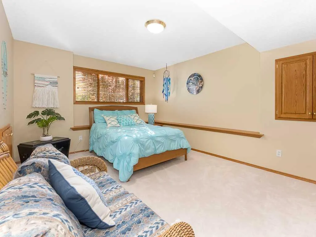 51 Hamptons Drive NW