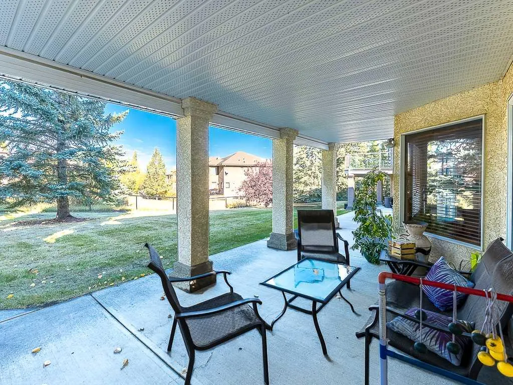 51 Hamptons Drive NW