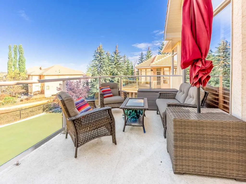 51 Hamptons Drive NW