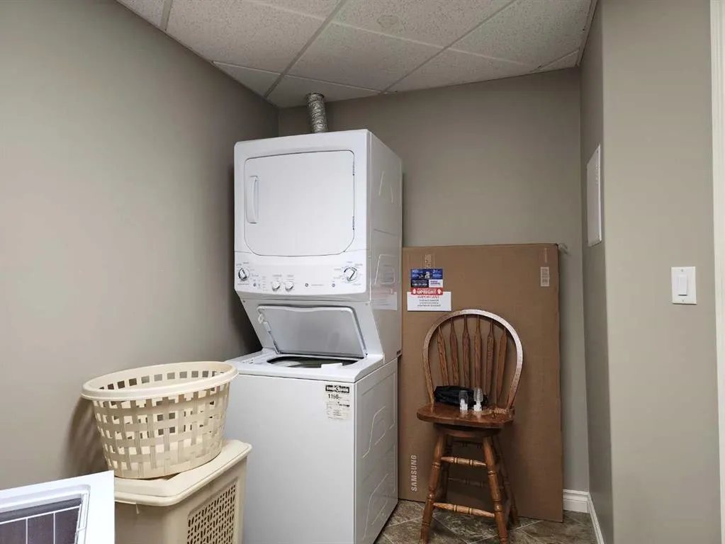 6 Michener Boulevard, #429