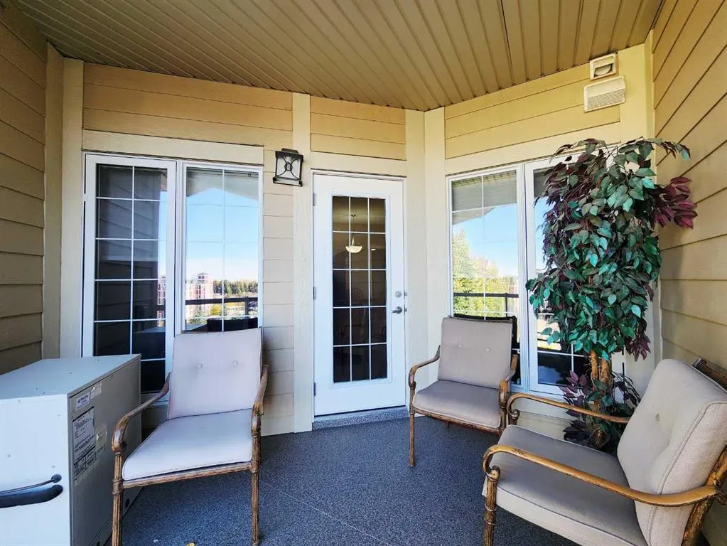 6 Michener Boulevard, #429