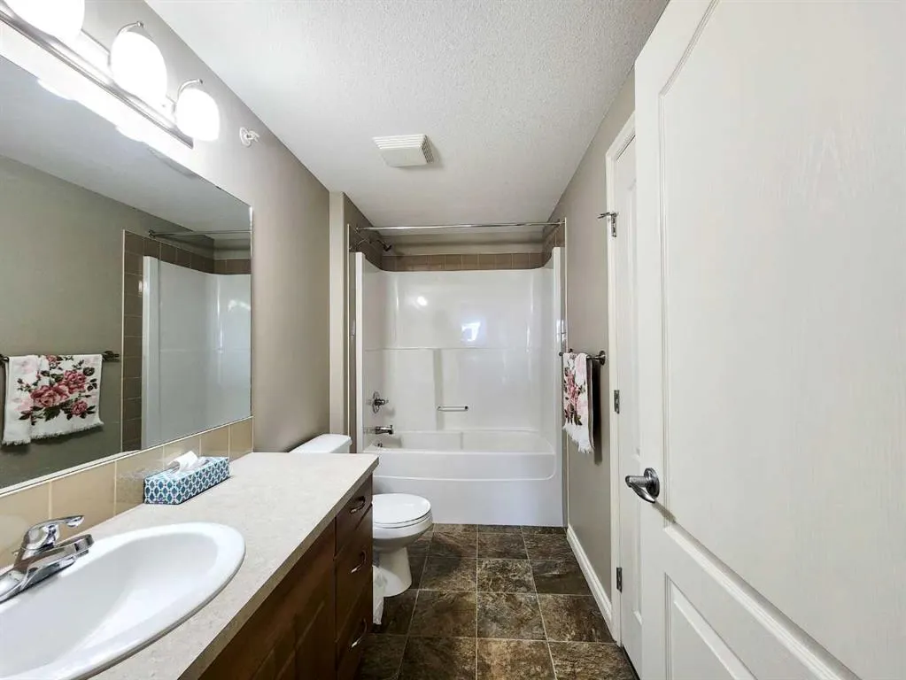 6 Michener Boulevard, #429