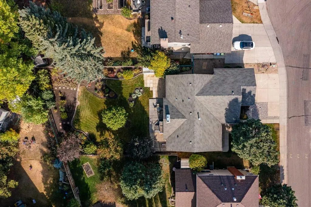 146 Welton Crescent