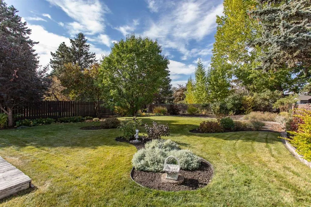 146 Welton Crescent