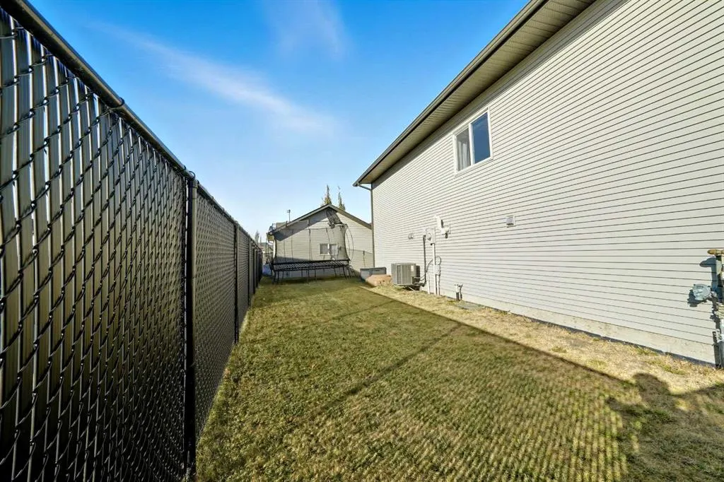 22 Mackenzie Ranch Way
