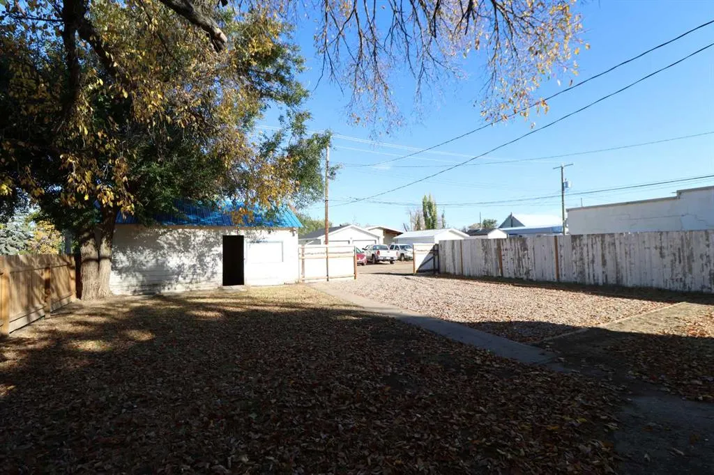 5103 44 ave