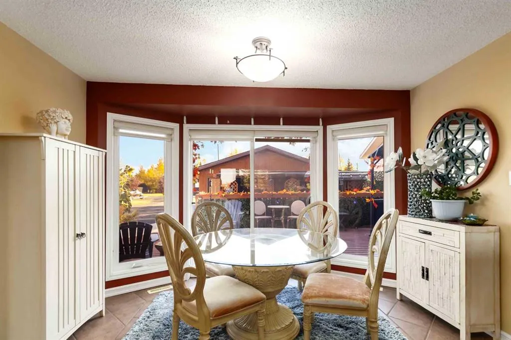39 Poplar Crescent