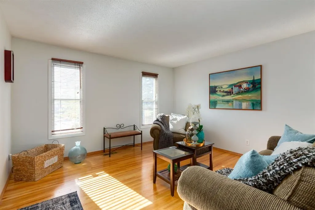 90 Allandale Close SE