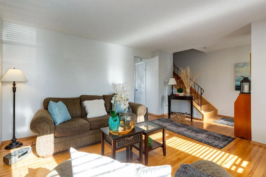 90 Allandale Close SE