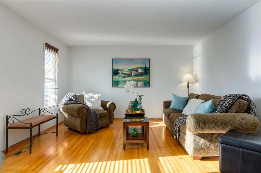 90 Allandale Close SE