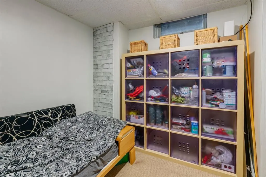 90 Allandale Close SE