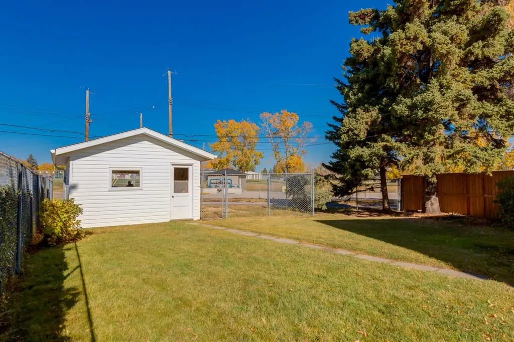 90 Allandale Close SE