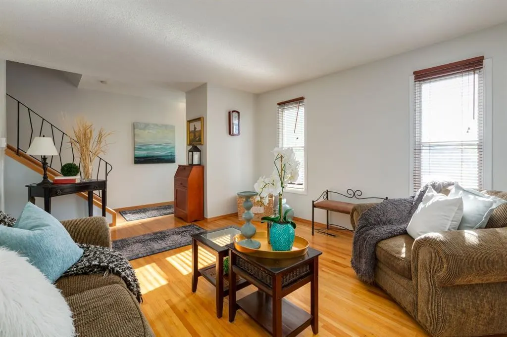 90 Allandale Close SE