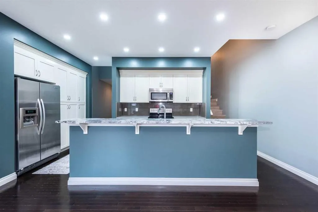 470 Mahogany Terrace SE