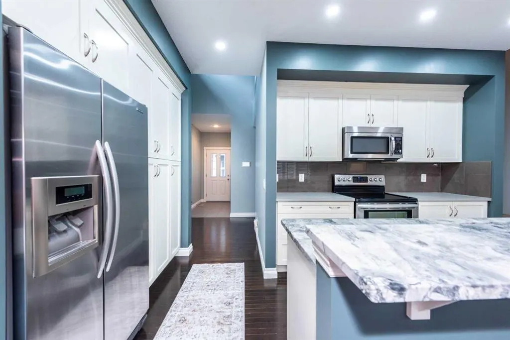 470 Mahogany Terrace SE