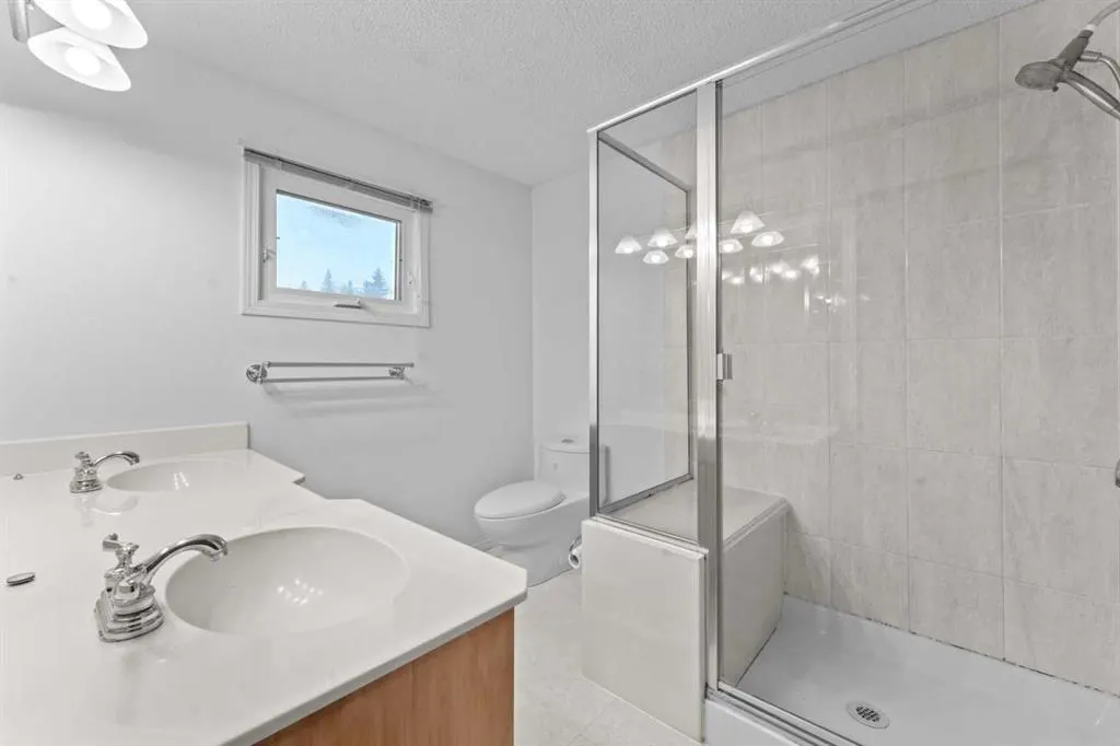 5400 Dalhousie Drive NW, #33