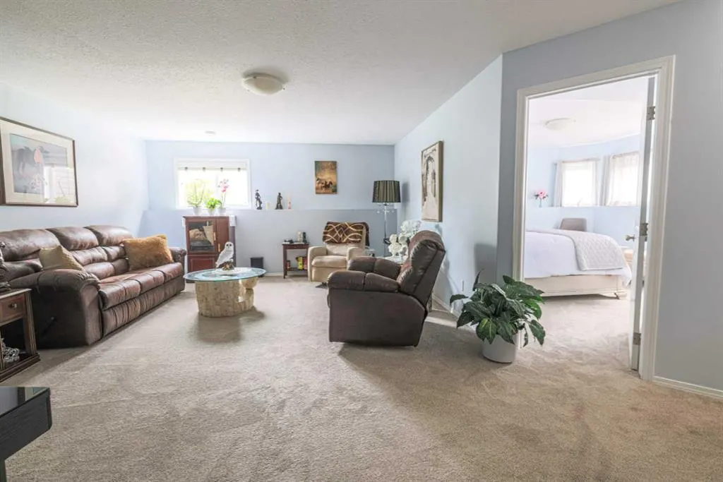 4403 59 Street Close