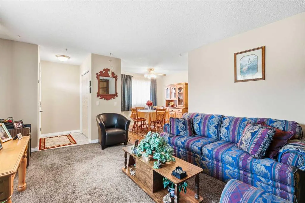 163 Whitewood Place NE