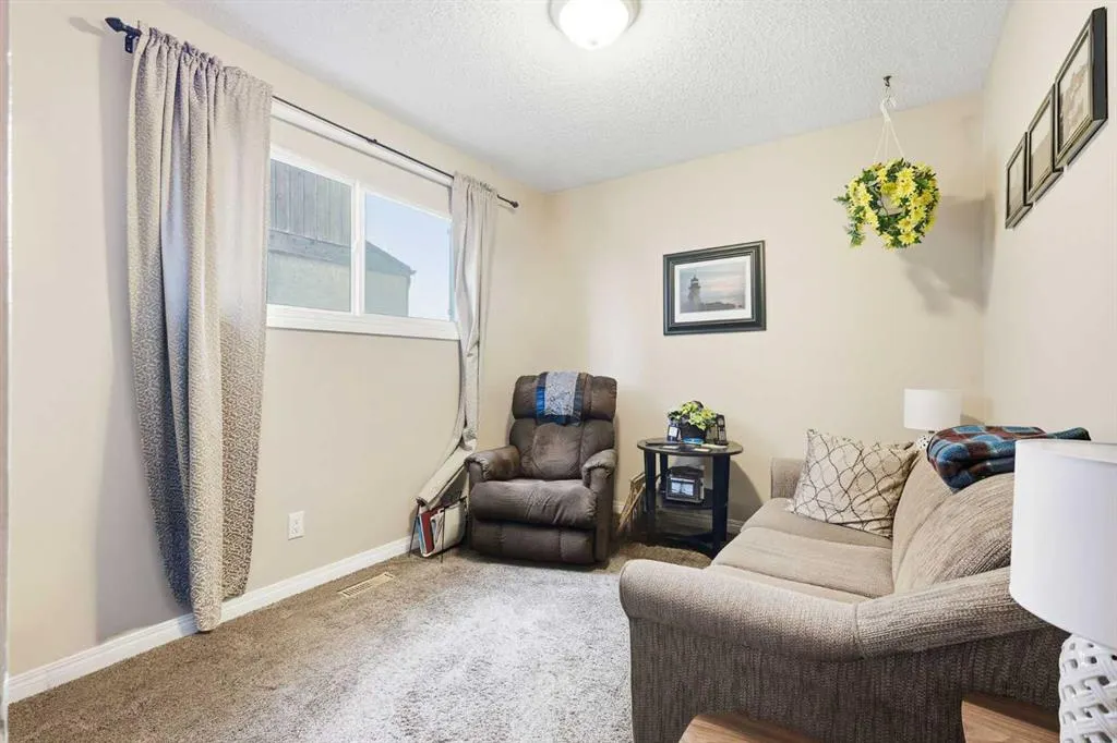 163 Whitewood Place NE