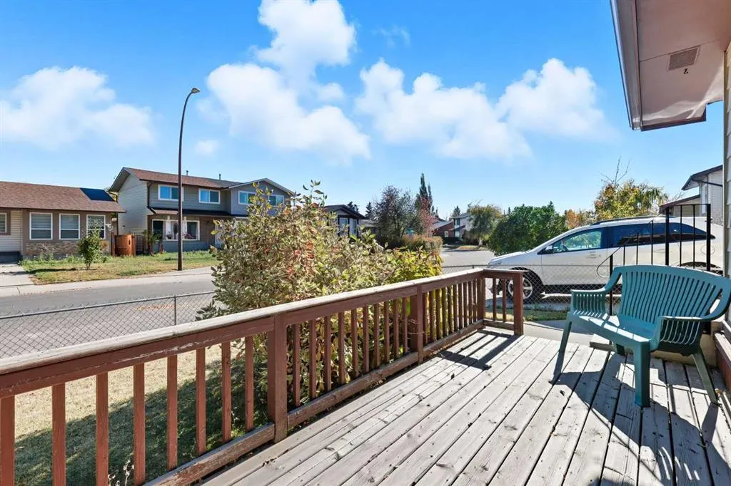 163 Whitewood Place NE