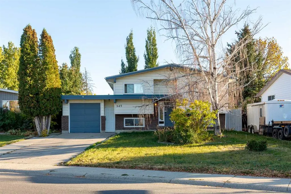 945 Columbia Boulevard W