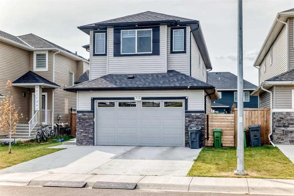 772 Edgefield Crescent