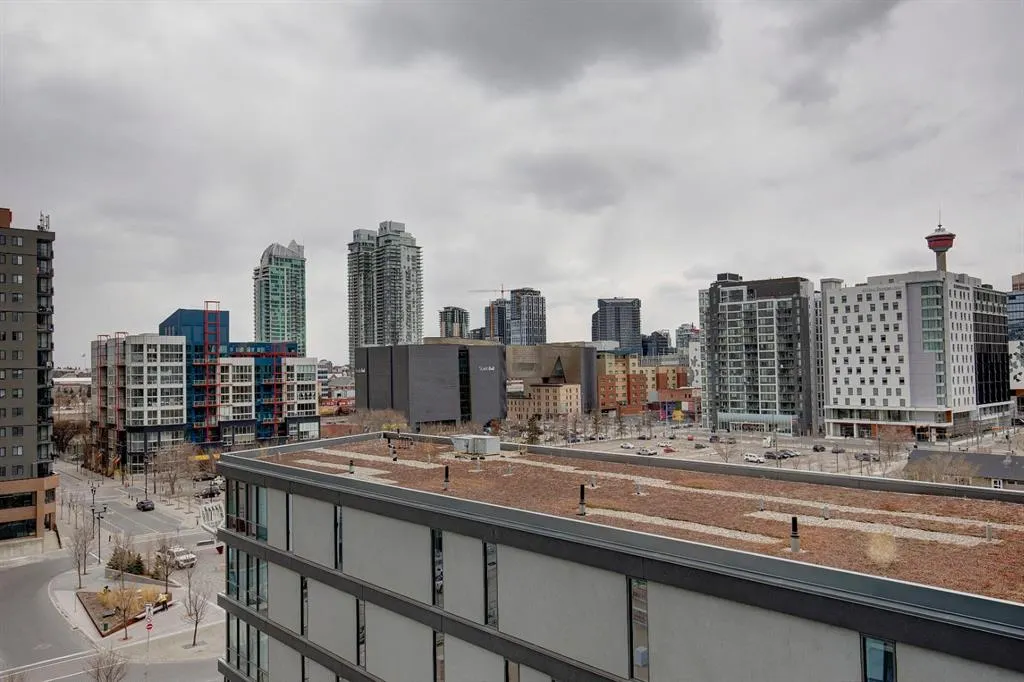 615 6 Avenue SE, #701