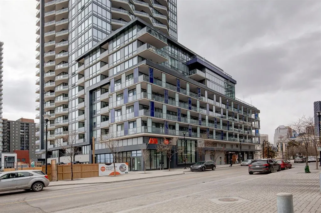 615 6 Avenue SE, #701