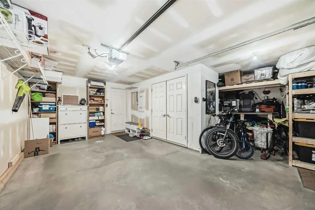 122 Sherwood Lane NW