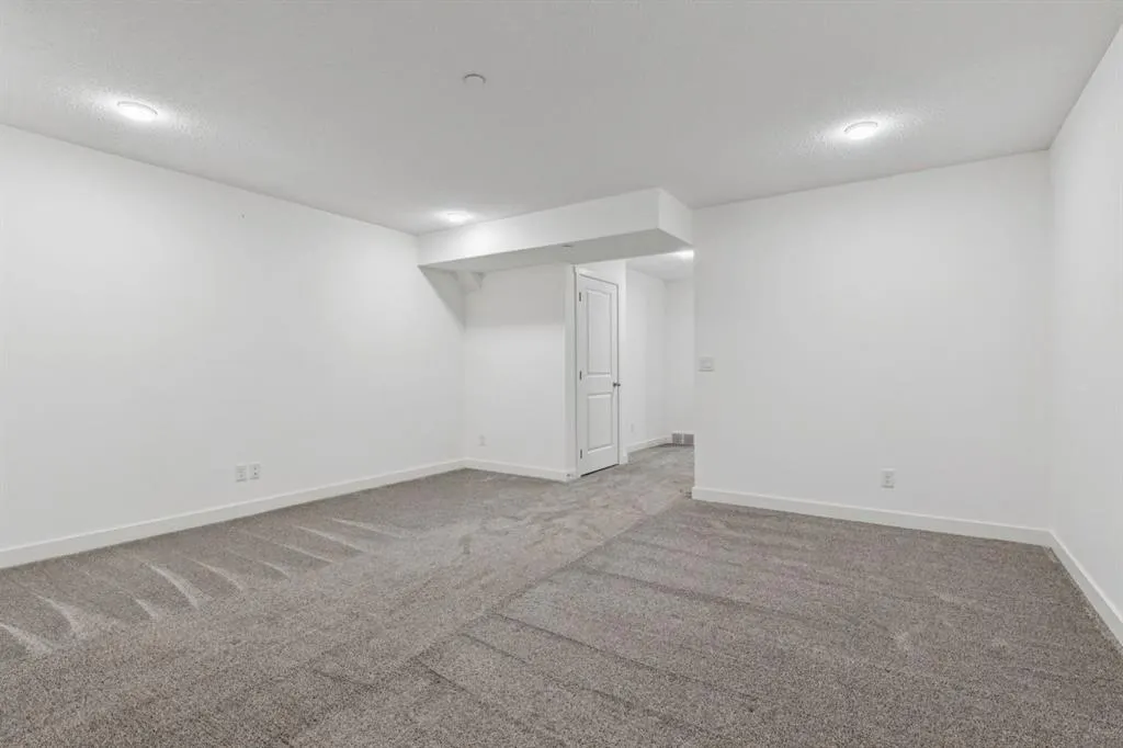 113 Calhoun Common NE