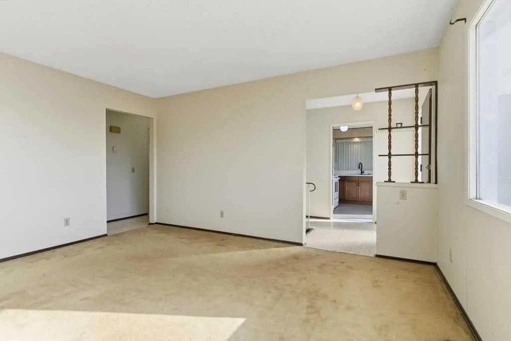 64 Maranda Close NE